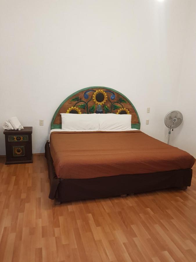 Hotel Meson Mariano Matamoros เกเรตาโร ภายนอก รูปภาพ