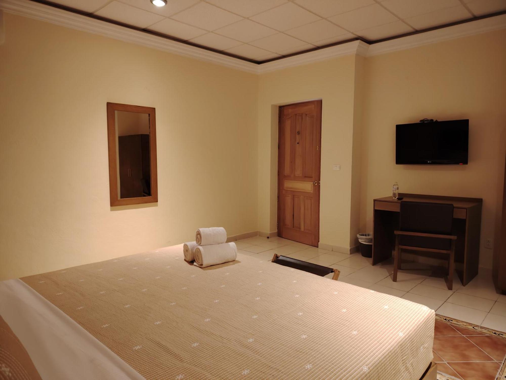 Hotel Meson Mariano Matamoros เกเรตาโร ภายนอก รูปภาพ